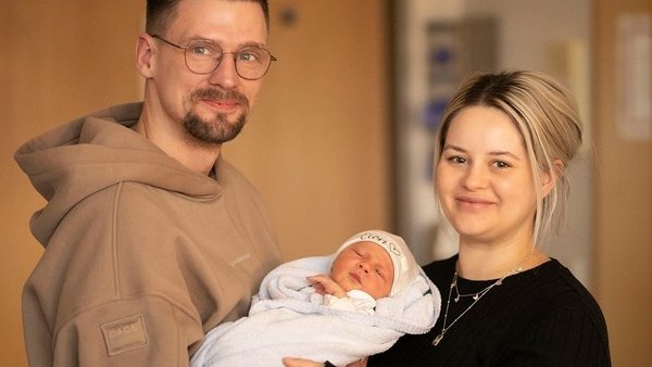 1000 Geburten im AMEOS Klinikum Eutin: Jubiläumsbaby Lion